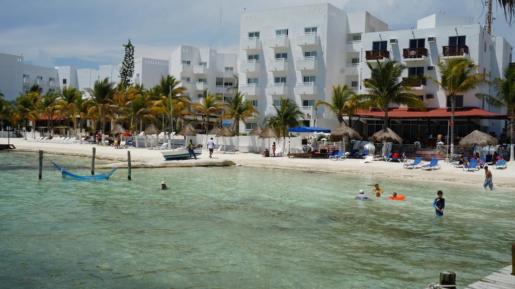 Las Perlas Condos Cancun Luaran gambar